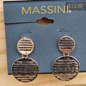 Massini, dangle earrings, gold. Formal.